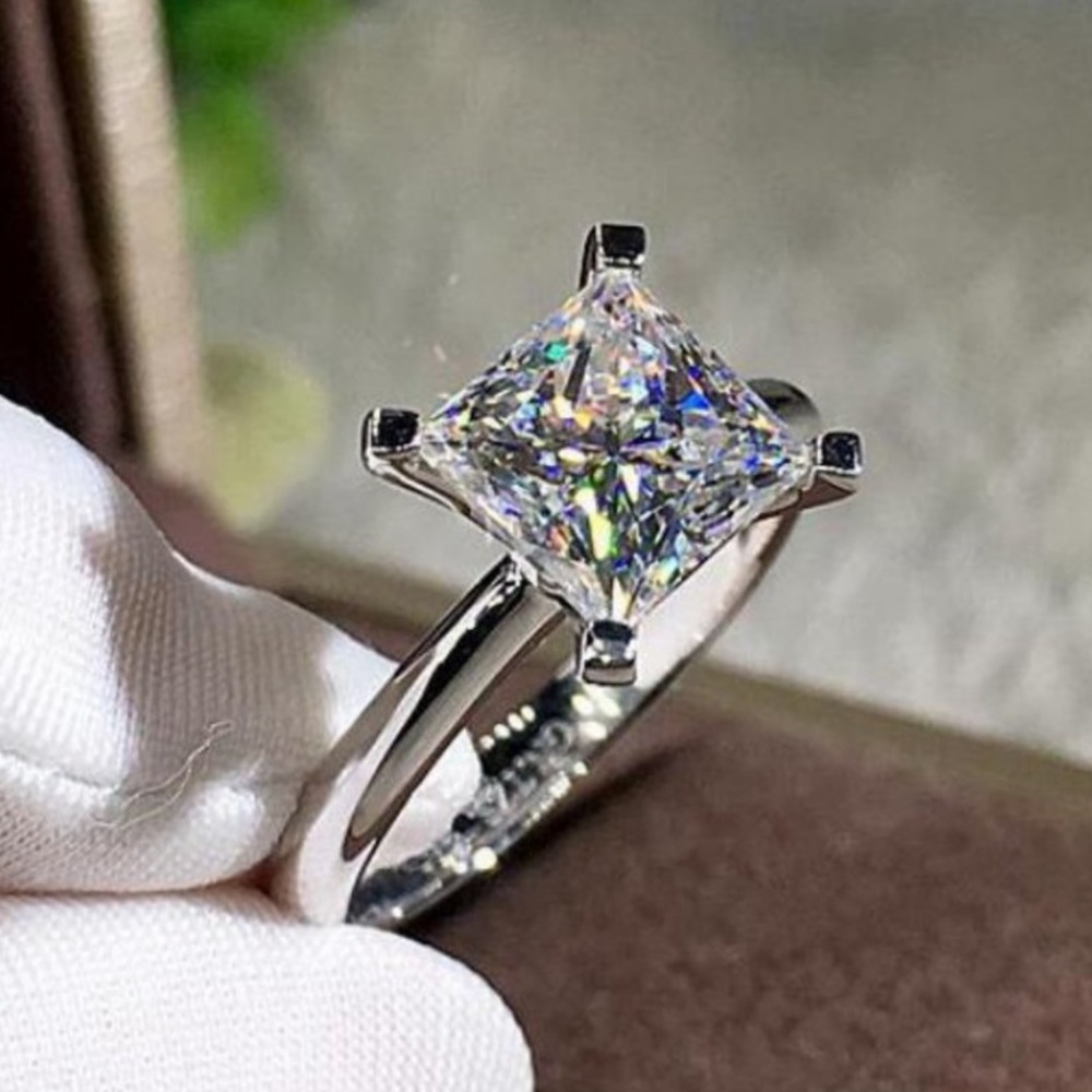 NEW 2CT PRINCESS CUT SOLITAIRE DIAMOND RING - Picture 1 of 3